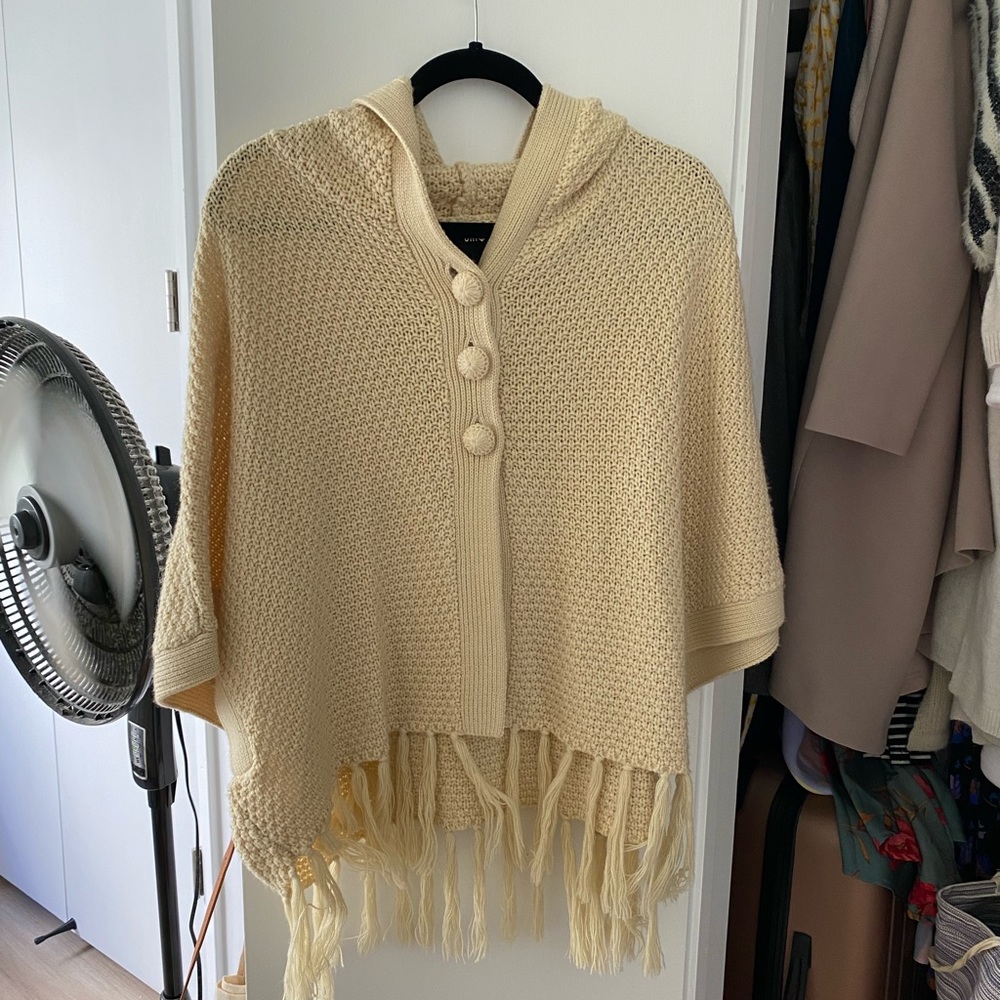 Cream poncho